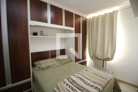 Quarto 1 Suíte de apartamento para alugar com 2 quartos, 56m² em Parada de Lucas, Rio de Janeiro