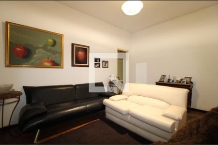 Sala de casa à venda com 4 quartos, 200m² em Serra, Belo Horizonte