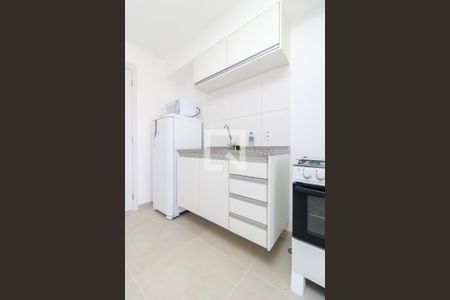 Sala - Cozinha de apartamento para alugar com 2 quartos, 37m² em Jardim Caravelas, São Paulo