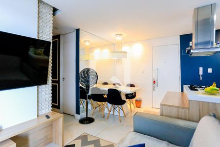 Sala  de apartamento à venda com 2 quartos, 55m² em Vila Gomes, São Paulo