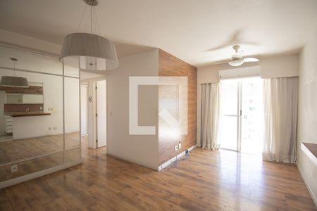 Sala de apartamento para alugar com 3 quartos, 76m² em Alcantara, São Gonçalo