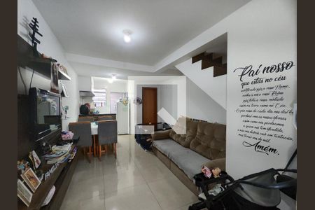 Sala de apartamento para alugar com 2 quartos, 63m² em São Joaquim, Contagem