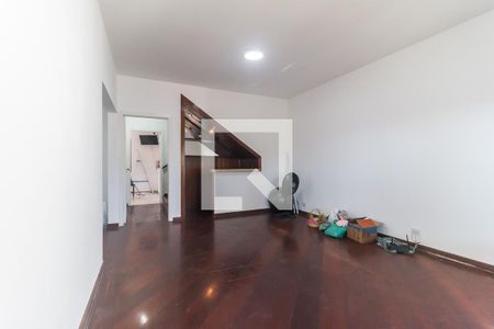 Sala de casa para alugar com 6 quartos, 280m² em Alto Ipiranga, Mogi das Cruzes