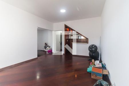 Sala de casa para alugar com 6 quartos, 280m² em Alto Ipiranga, Mogi das Cruzes