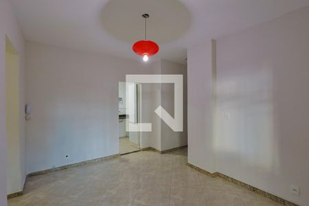 Sala de apartamento à venda com 3 quartos, 70m² em Padre Eustáquio, Belo Horizonte