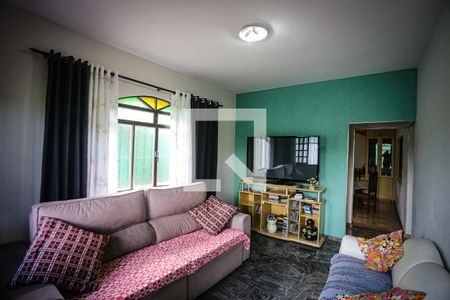 Sala de casa à venda com 4 quartos, 243m² em Vila Ermelinda, Belo Horizonte