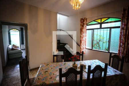 Sala de Jantar de casa à venda com 4 quartos, 243m² em Vila Ermelinda, Belo Horizonte