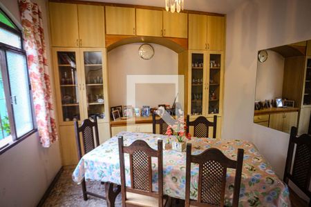 Sala de Jantar de casa à venda com 4 quartos, 243m² em Vila Ermelinda, Belo Horizonte