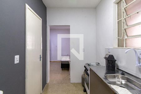 Cozinha de kitnet/studio para alugar com 1 quarto, 20m² em Cristal, Porto Alegre