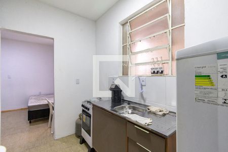 Cozinha de kitnet/studio para alugar com 1 quarto, 20m² em Cristal, Porto Alegre