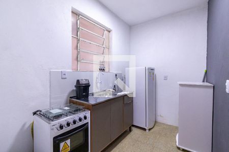 Cozinha de kitnet/studio para alugar com 1 quarto, 20m² em Cristal, Porto Alegre