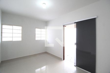 Sala de casa para alugar com 3 quartos, 150m² em Santa Mônica, Uberlândia