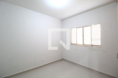 Quarto 2 de casa para alugar com 3 quartos, 150m² em Santa Mônica, Uberlândia