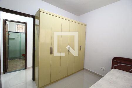 Quarto 1 de casa para alugar com 3 quartos, 150m² em Santa Mônica, Uberlândia