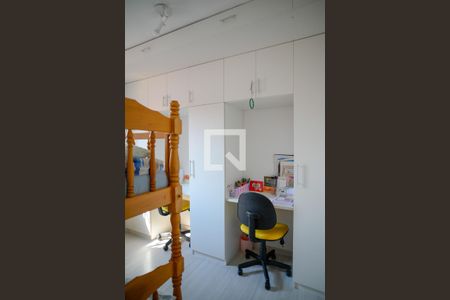 Quarto 2 de apartamento à venda com 3 quartos, 58m² em Vila Moraes, São Paulo