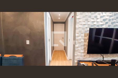 Corredor de apartamento para alugar com 2 quartos, 50m² em Padroeira, Osasco