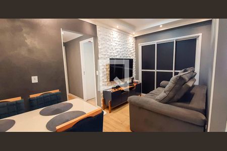 Sala de Estar de apartamento para alugar com 2 quartos, 50m² em Padroeira, Osasco