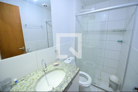 Banheiro de apartamento para alugar com 2 quartos, 62m² em Parque Oeste Industrial, Goiânia