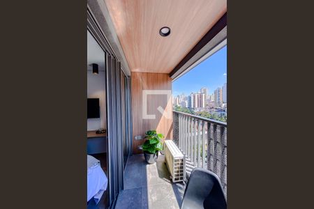 Varanda de kitnet/studio para alugar com 1 quarto, 26m² em Vila Regente Feijó, São Paulo