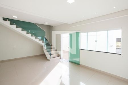 Sala de casa para alugar com 4 quartos, 160m² em Custódio Pereira, Uberlândia