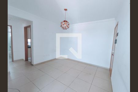 Sala de apartamento para alugar com 2 quartos, 55m² em Olinda, Contagem