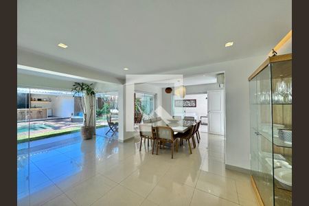 Sala de casa de condomínio à venda com 6 quartos, 430m² em Barra da Tijuca, Rio de Janeiro