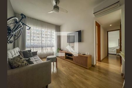 Sala de apartamento à venda com 2 quartos, 60m² em Laranjeiras, Rio de Janeiro