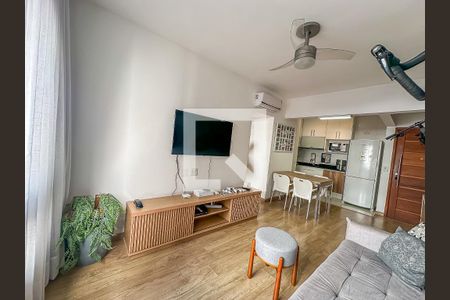 Sala de apartamento à venda com 2 quartos, 60m² em Laranjeiras, Rio de Janeiro