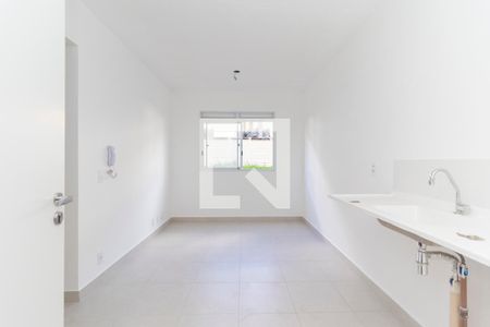 Sala/Cozinha de apartamento para alugar com 2 quartos, 32m² em Colônia (zona Leste), São Paulo