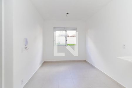 Sala/Cozinha de apartamento para alugar com 2 quartos, 32m² em Colônia (zona Leste), São Paulo