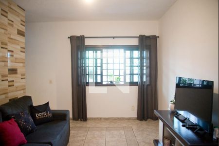 Sala de casa à venda com 4 quartos, 236m² em Vila Lucinda, Santo André