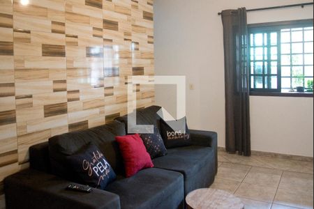 Sala de casa à venda com 4 quartos, 236m² em Vila Lucinda, Santo André