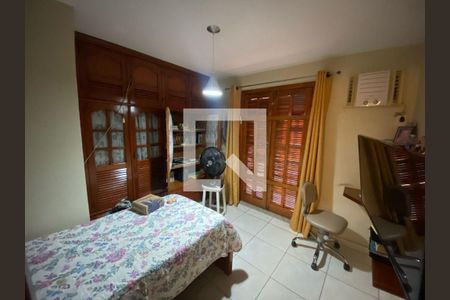 Casa à venda com 2 quartos, 192m² em Largo do Barradas, Niterói