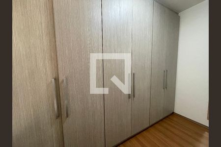 Suíte 1 de casa de condomínio para alugar com 3 quartos, 300m² em Jardim Barbacena, Cotia