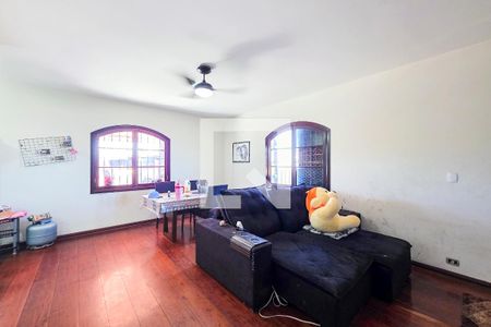 Sala de casa para alugar com 3 quartos, 500m² em Jardim Santa Maria, Jacareí