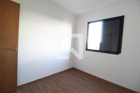 Quarto 1 de apartamento para alugar com 2 quartos, 50m² em Grand Ville, Uberlândia