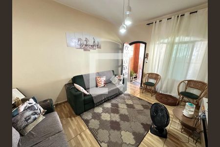 Sala de estar de casa à venda com 3 quartos, 126m² em Vila Moreira, Guarulhos