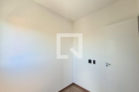 Quarto 1 de apartamento para alugar com 2 quartos, 40m² em Vila Fernandes, São Paulo