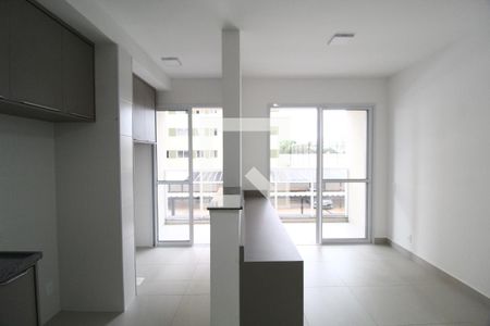 Sala de apartamento para alugar com 2 quartos, 70m² em Jaraguá, Uberlândia