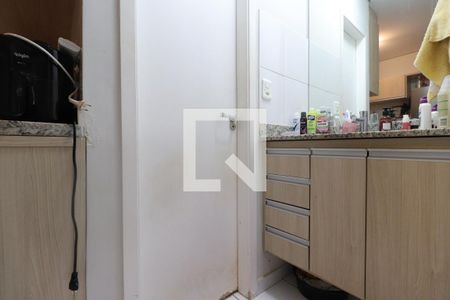 Banheiro de kitnet/studio para alugar com 1 quarto, 22m² em Iguatemi, Ribeirão Preto