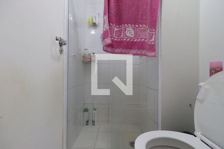 Banheiro de kitnet/studio para alugar com 1 quarto, 22m² em Iguatemi, Ribeirão Preto