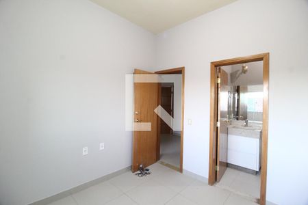 Suíte 1 de apartamento para alugar com 3 quartos, 79m² em Custódio Pereira, Uberlândia