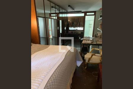 Foto 11 de casa à venda com 3 quartos, 340m² em Campo Belo, São Paulo