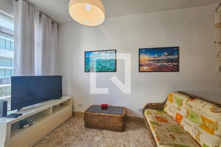 Sala de apartamento para alugar com 3 quartos, 80m² em Barra Funda, Guarujá