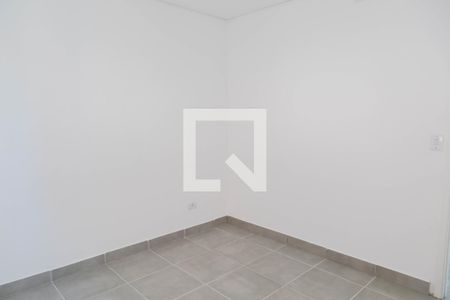 Quarto  de apartamento para alugar com 2 quartos, 45m² em Pq Contnental 2, Guarulhos