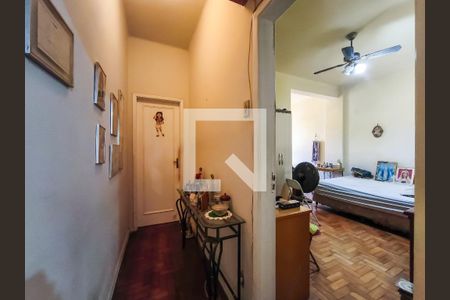 Corredor de apartamento à venda com 2 quartos, 60m² em Estácio, Rio de Janeiro