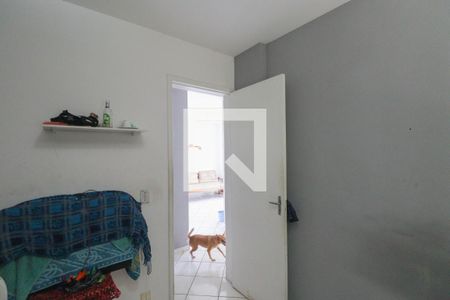 Quarto 2 de apartamento para alugar com 2 quartos, 50m² em Colubandê, São Gonçalo