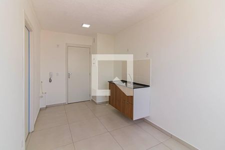 Sala / Cozinha de apartamento para alugar com 1 quarto, 28m² em Água Branca, São Paulo