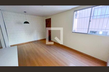 Sala de apartamento à venda com 3 quartos, 70m² em Buritis, Belo Horizonte