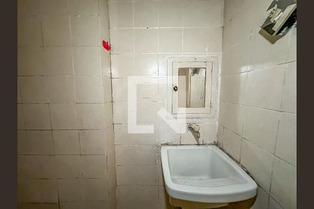 Banheiro de kitnet/studio para alugar com 1 quarto, 20m² em Flamengo, Rio de Janeiro